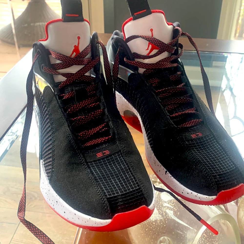 Jordan Max Aura 3 size 10